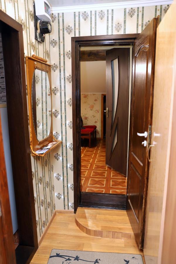 Apartment In Old Town On Zarvanska St Kamianets-Podilsky Extérieur photo